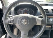 Suzuki Swift Hatchback 1,3 l 67 kw