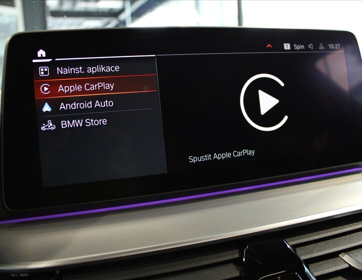 BMW Řada 5 Kombi 3,0 l 210 kw