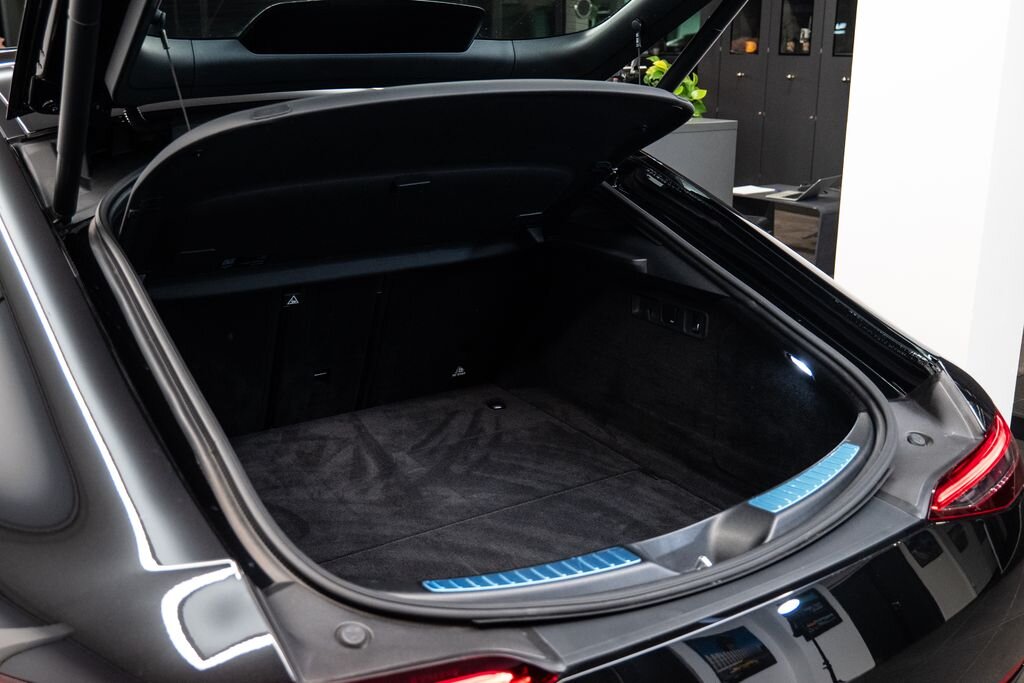 Mercedes-Benz AMG GT SUV / Terénní 4,0 l 430 kw