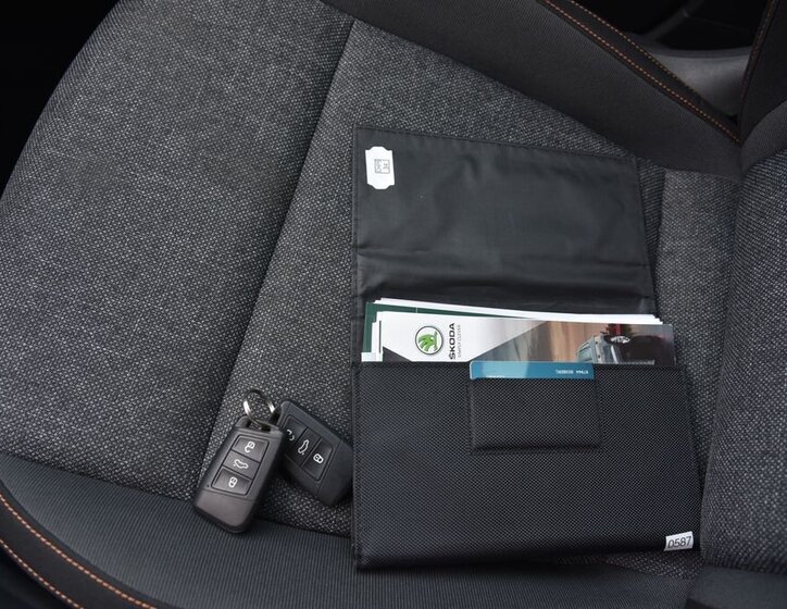 Škoda Karoq SUV / Terénní 2,0 l 85 kw