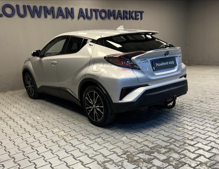 Toyota C-HR Hatchback 1,8 l 72 kw