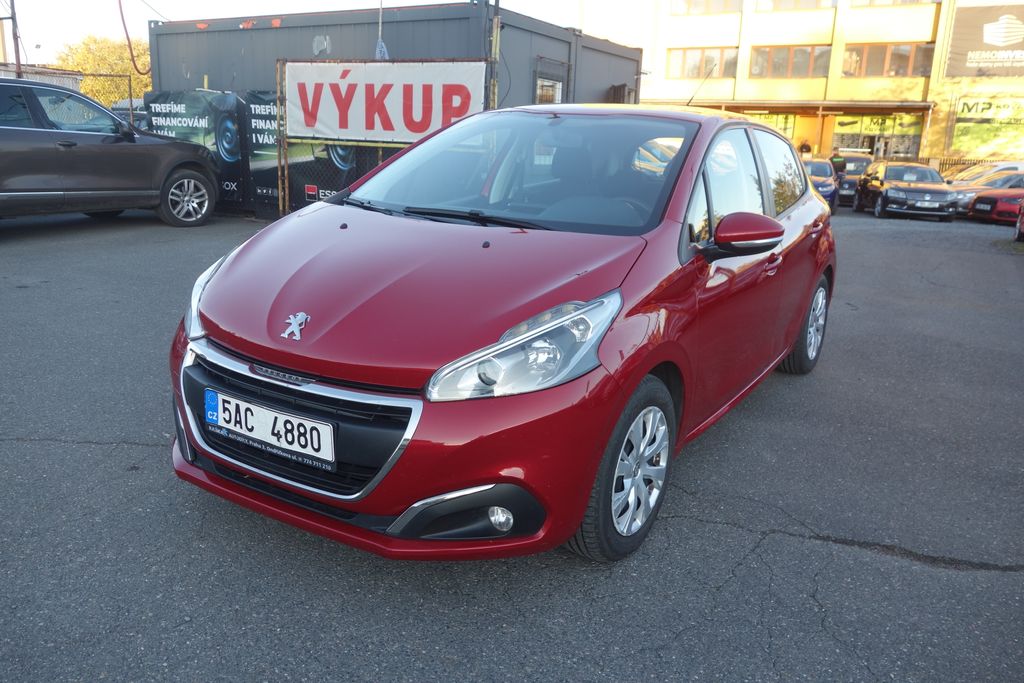 Peugeot 208