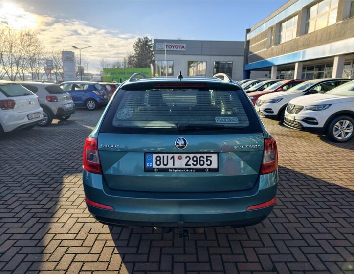 Škoda Octavia Kombi 2,0 l 110 kw