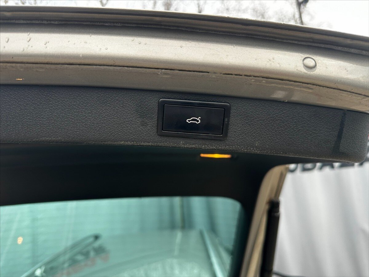 Škoda Superb Kombi 3,6 l 191 kw