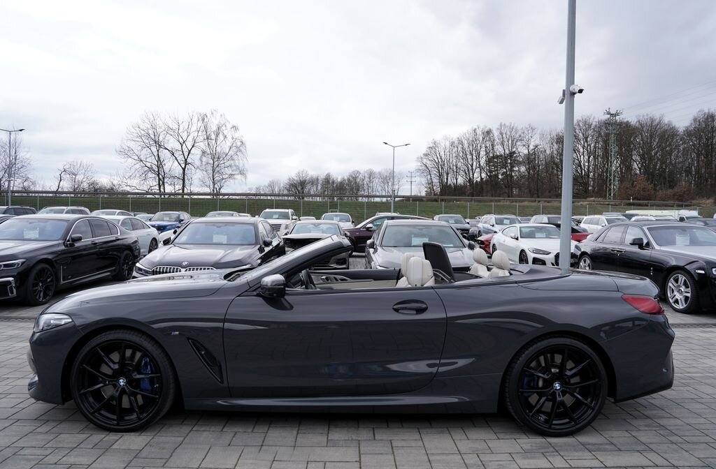 BMW Řada 8 Kabriolet 4,4 l 390 kw