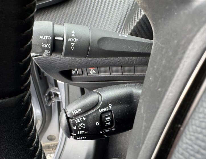 Peugeot 2008 SUV / Terénní 1,2 l 96 kw