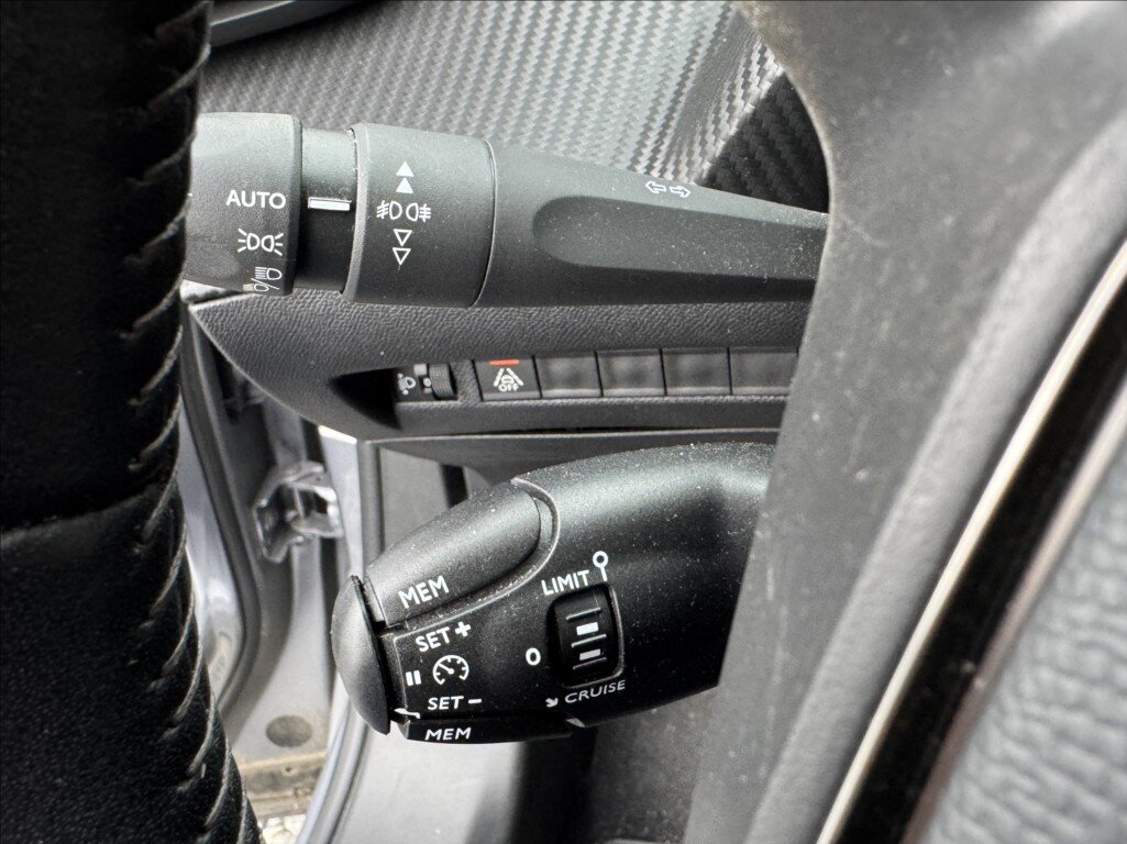 Peugeot 2008 SUV / Terénní 1,2 l 96 kw