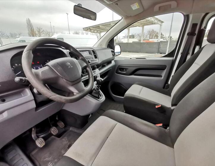 Peugeot Expert 6