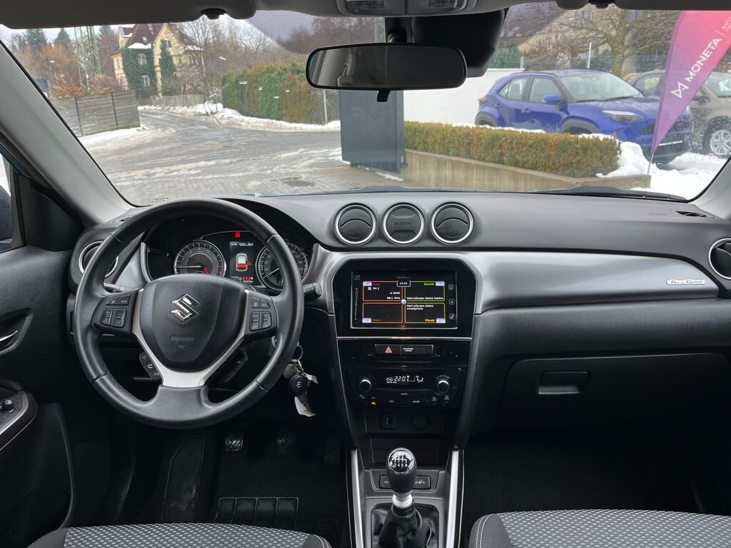 Suzuki Vitara SUV 1,4 l 103 kw