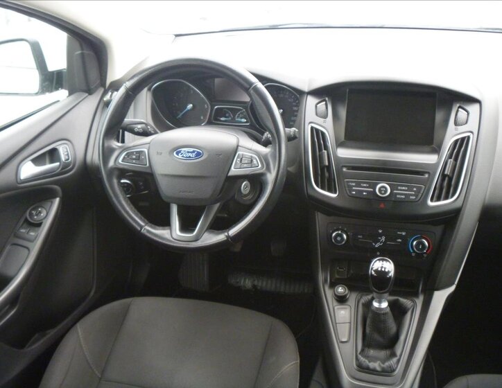 Ford Focus 13