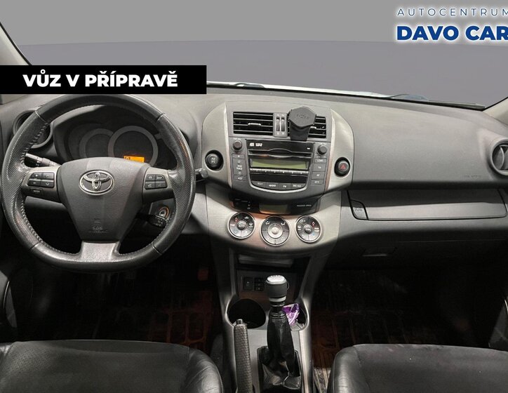 Toyota RAV4 SUV / Terénní 2,2 l 110 kw