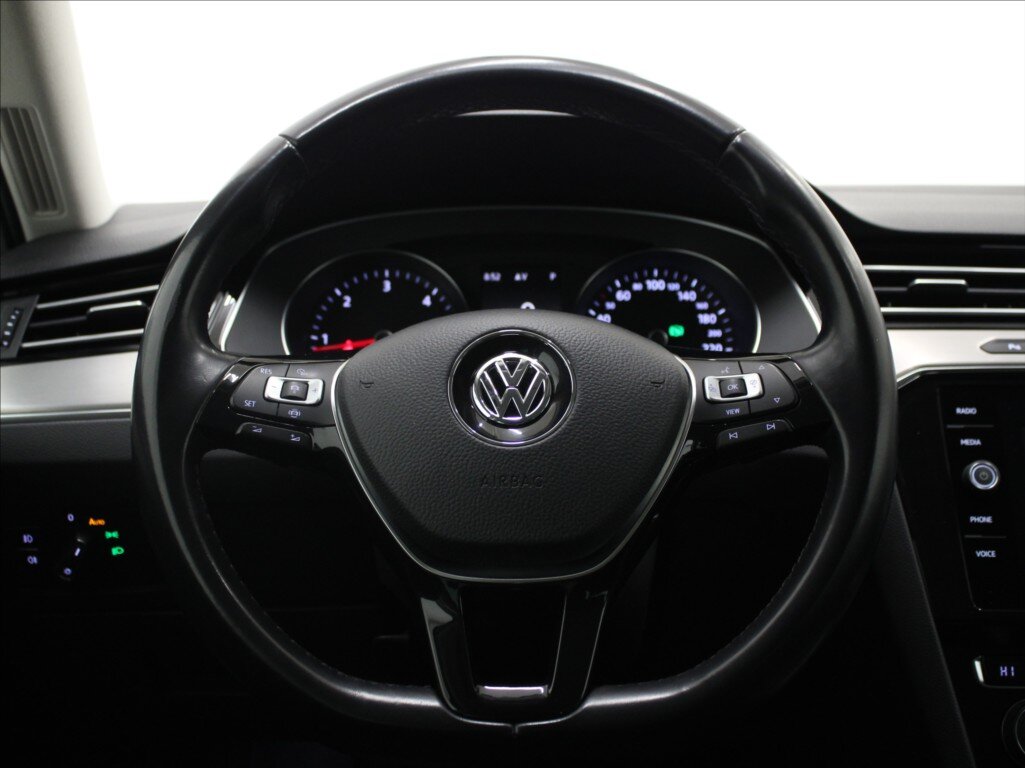 Volkswagen Passat Kombi 2,0 l 110 kw