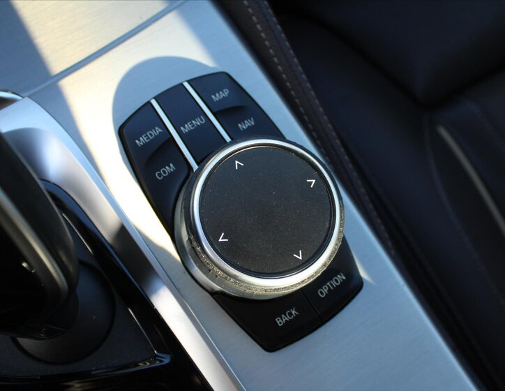 BMW Řada 5 Sedan / Limuzína 3,0 l 250 kw