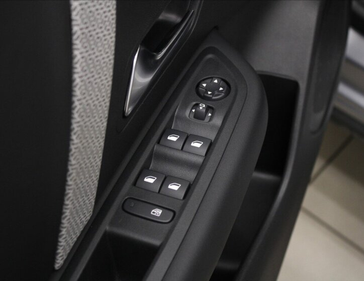 Citroën C4 SUV 1,2 l 96 kw