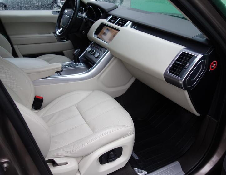 Land Rover Range Rover Sport 26