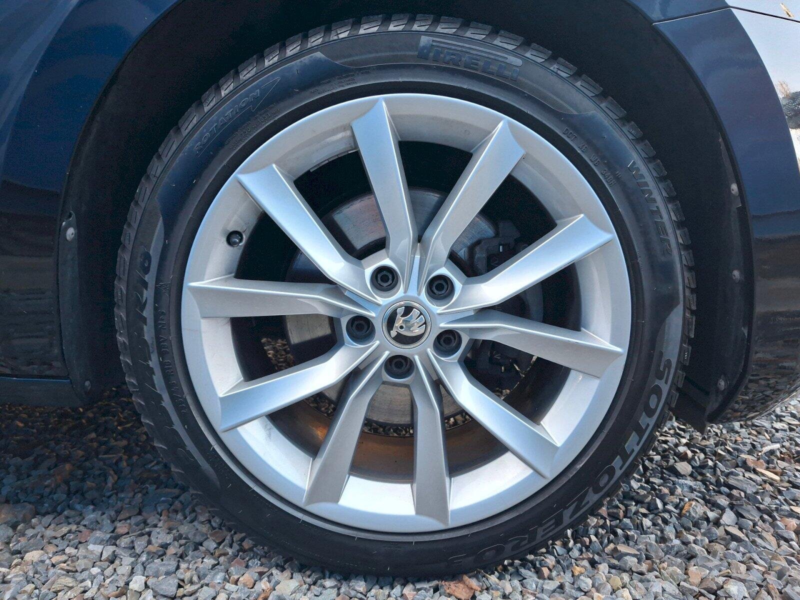 Škoda Superb Sedan 2,0 l 110 kw