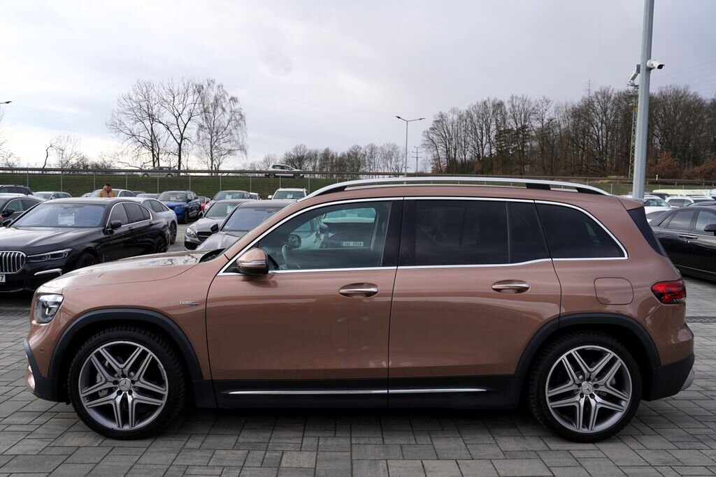 Mercedes-Benz GLB SUV / Terénní 2,0 l 225 kw