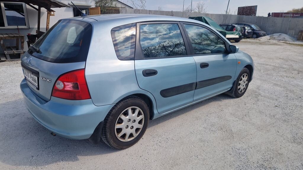 Honda Civic Kombi 1,4 l 66 kw