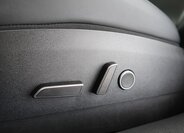 Tesla Model 3 Sedan / Limuzína 0,0 0