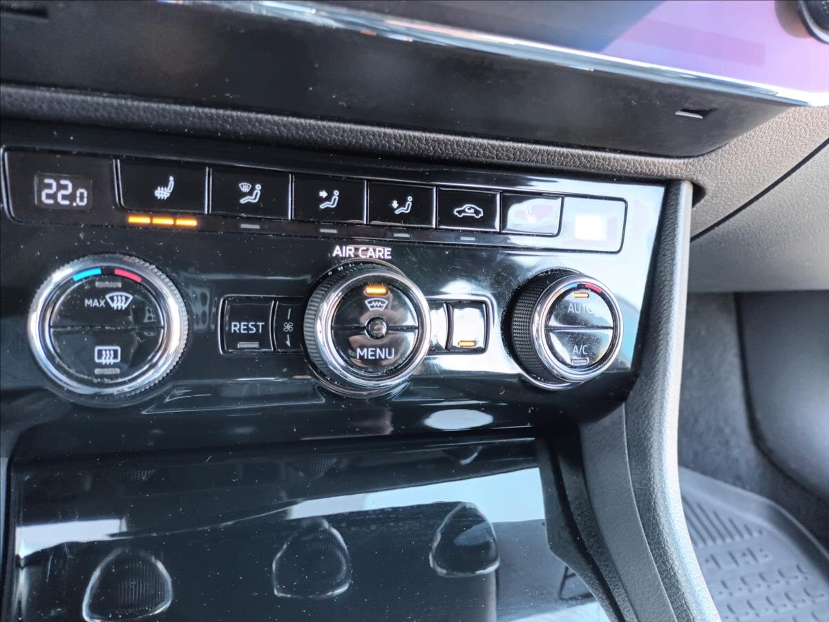 Škoda Superb Kombi 2,0 l 140 kw