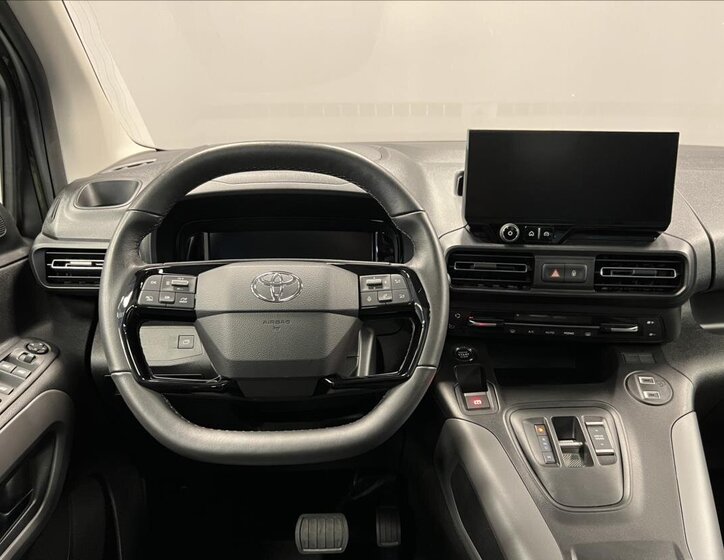 Toyota ProAce City Verso MPV 1,5 l 96 kw