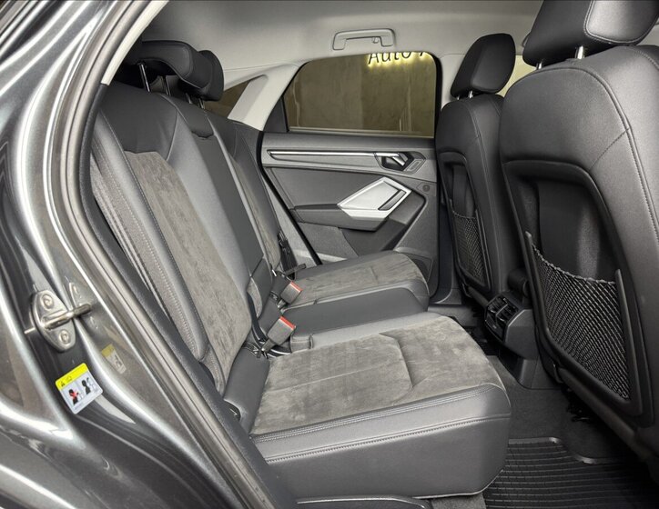 Audi Q3 SUV 2,0 l 140 kw