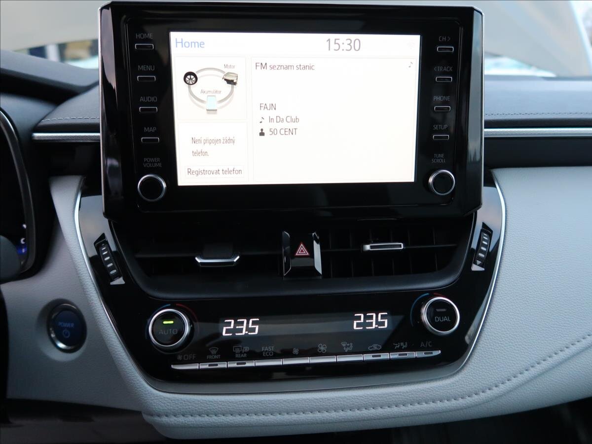 Toyota Corolla Kombi 2,0 l 132 kw