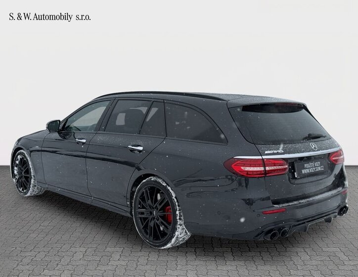 Mercedes-Benz Třídy E 7