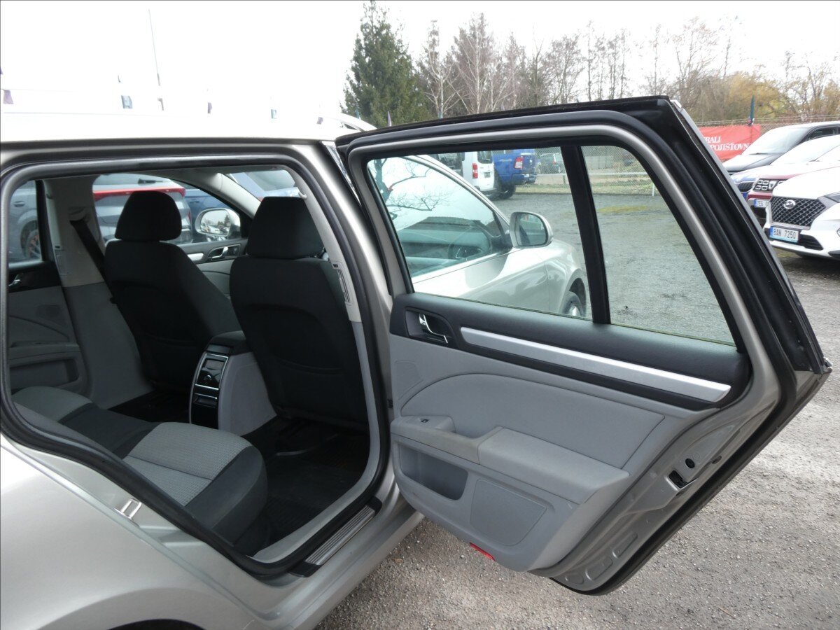Škoda Superb Kombi 1,4 l 92 kw