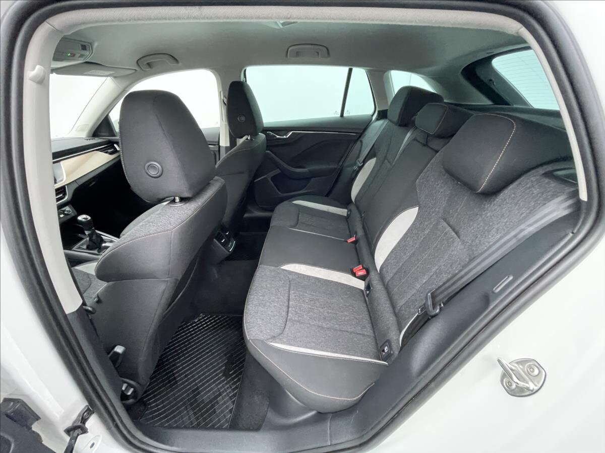 Škoda Scala Hatchback 999,0 81 kw