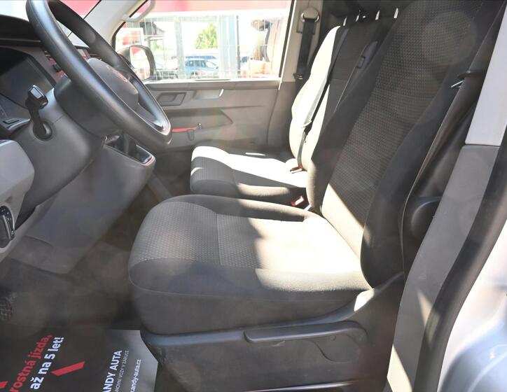 Volkswagen Transporter 8