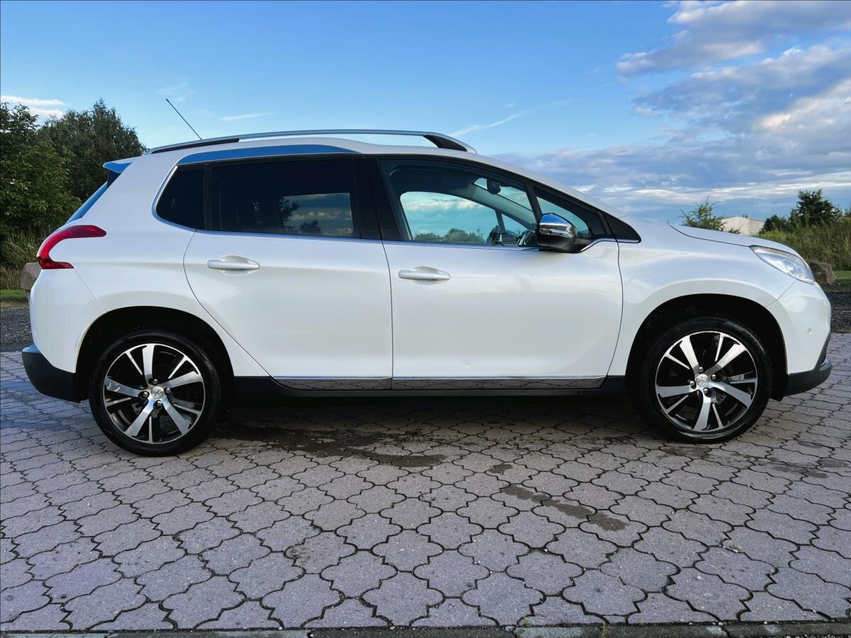Peugeot 2008 SUV / Terénní 1,6 l 84 kw