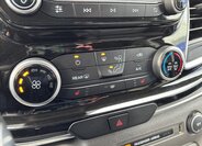 Ford Tourneo Custom Kombi 2,0 l 125 kw