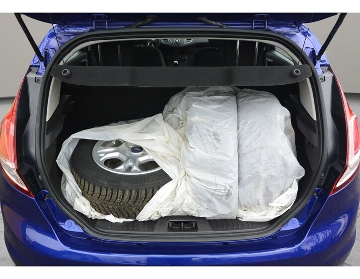 Ford Fiesta Hatchback 998,0 74 kw