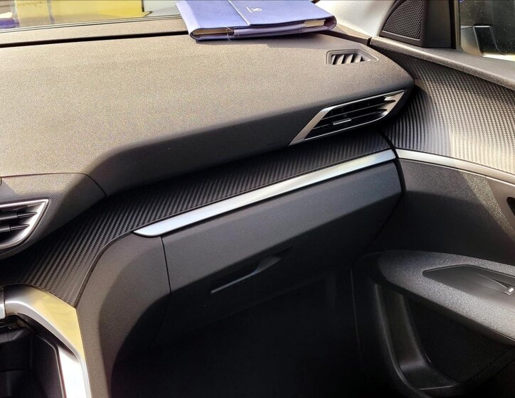 Peugeot 3008 SUV / Terénní 1,5 l 96 kw