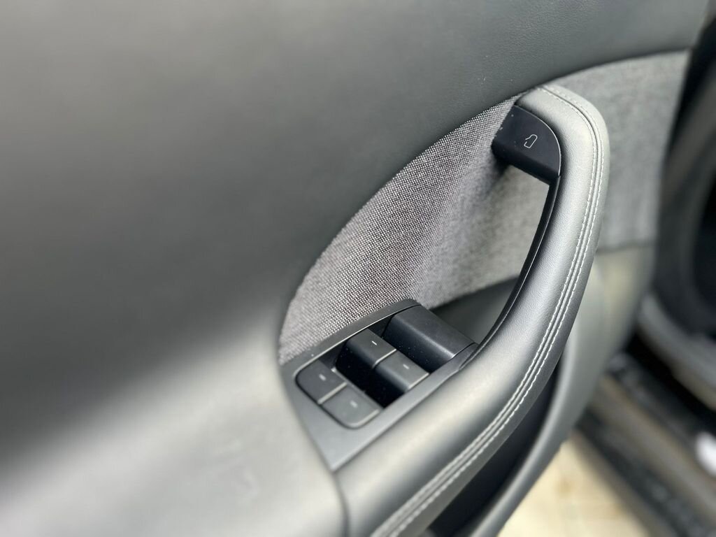 Tesla Model S Sedan / Limuzína 0,0 760 kw