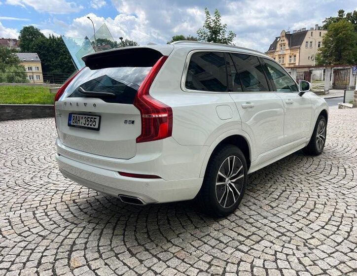Volvo XC90 6