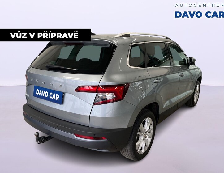 Škoda Karoq SUV / Terénní 1,5 l 110 kw