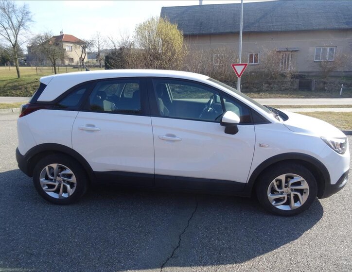 Opel Crossland X MPV 1,2 l 61 kw