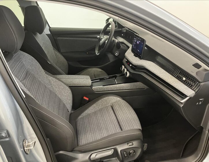 Škoda Superb Kombi 2,0 l 110 kw