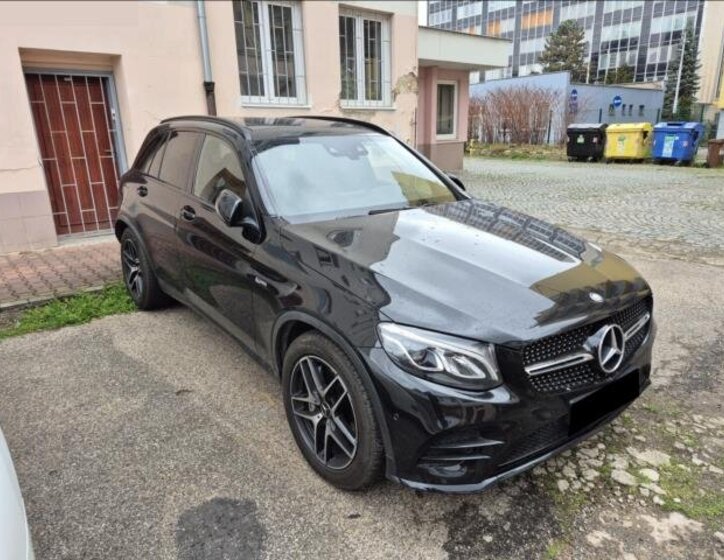 Mercedes-Benz GLC SUV 3,0 l 270 kw
