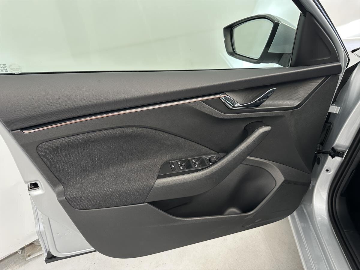 Škoda Scala Hatchback 999,0 85 kw