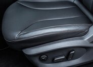 MG HS SUV / Terénní 1,5 l 125 kw