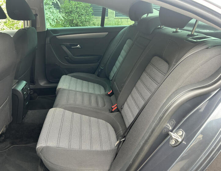 Volkswagen Passat CC 33