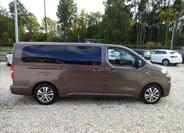 Peugeot Traveller 8