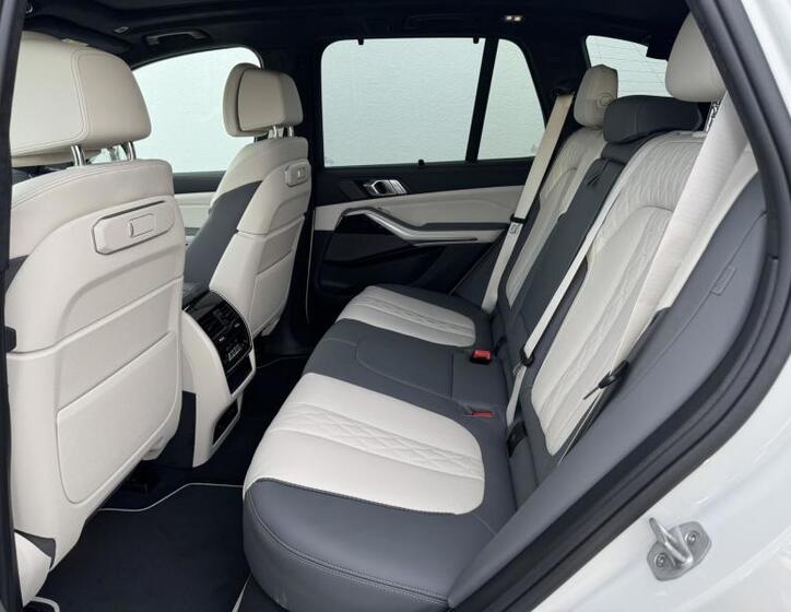 BMW X5 7