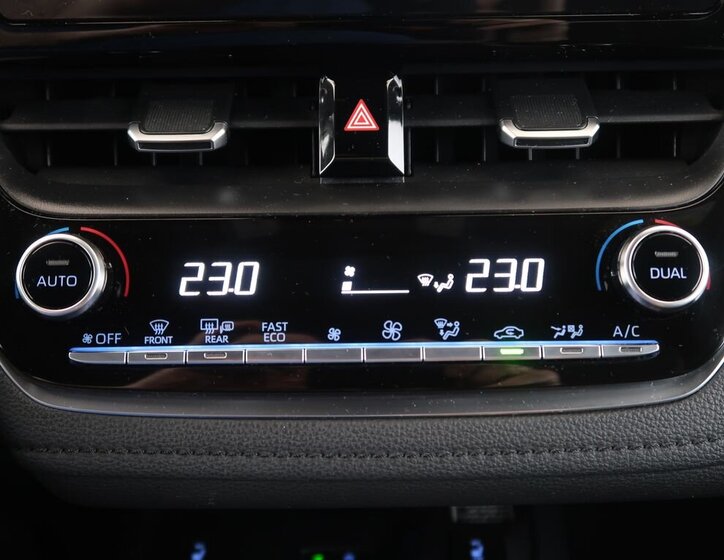 Toyota Corolla Sedan 1,8 l 72 kw