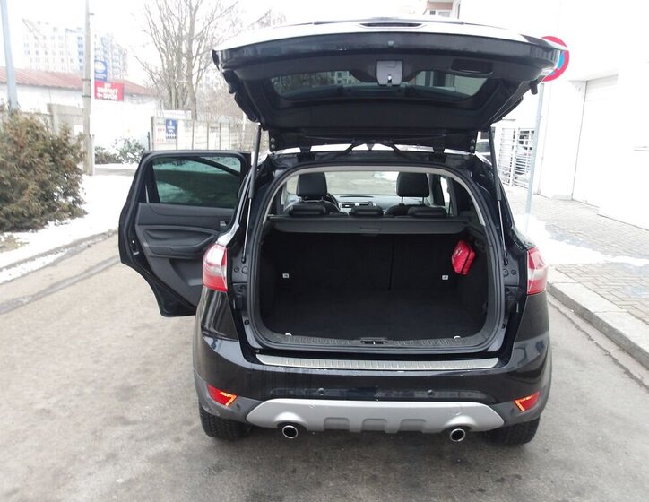 Ford Kuga SUV 2,0 l 120 kw