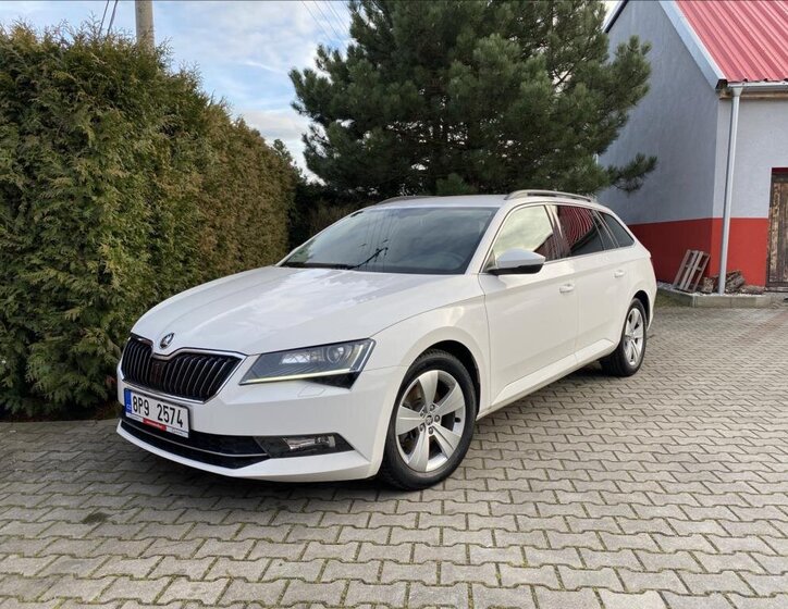 Škoda Superb Kombi 2,0 l 110 kw