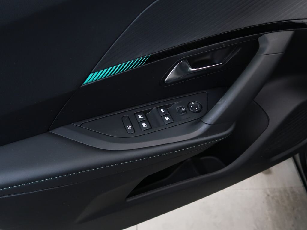 Peugeot 2008 SUV 0,0 100 kw